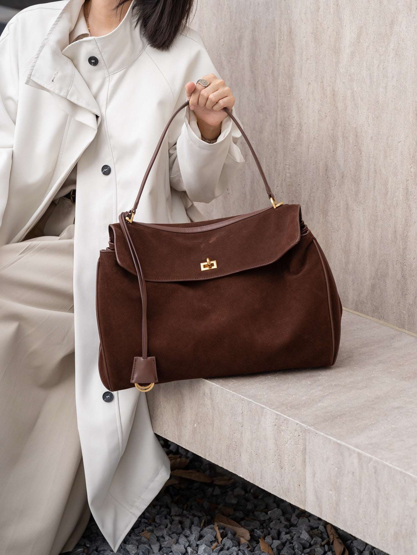 versatile leather carryall bag