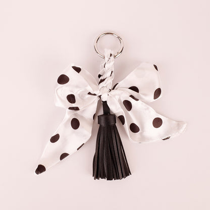 Tassel bow decoration for a canvas tote
