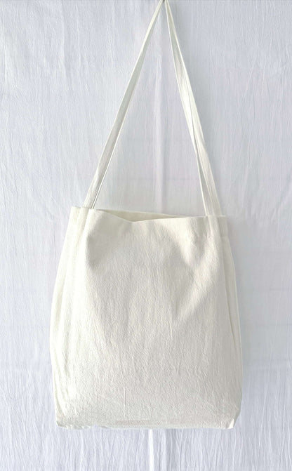 chic-floral-tote-bag-for-sustainable-gift-giving