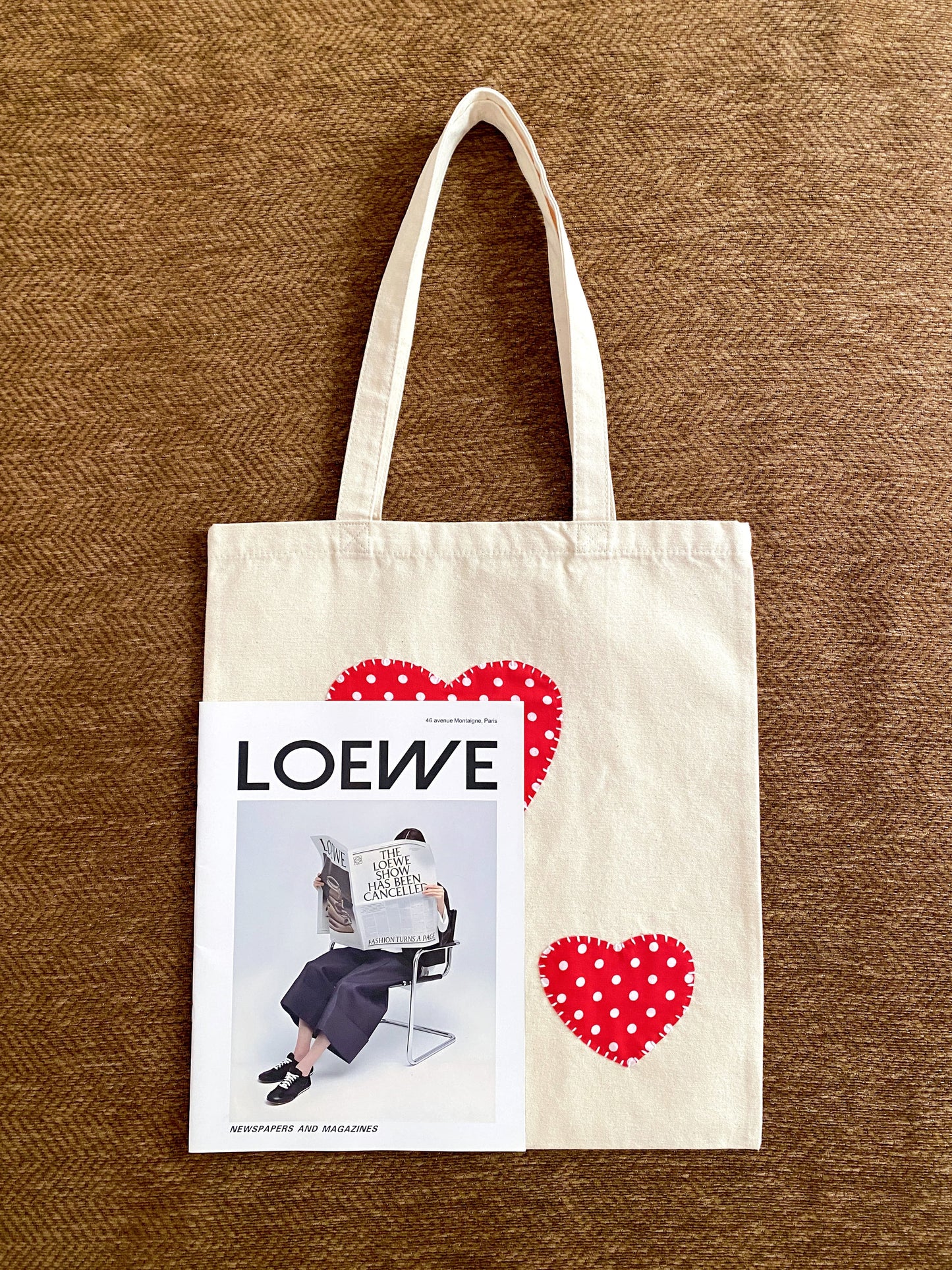 Canvas shoulder bag with original heart patchwork design