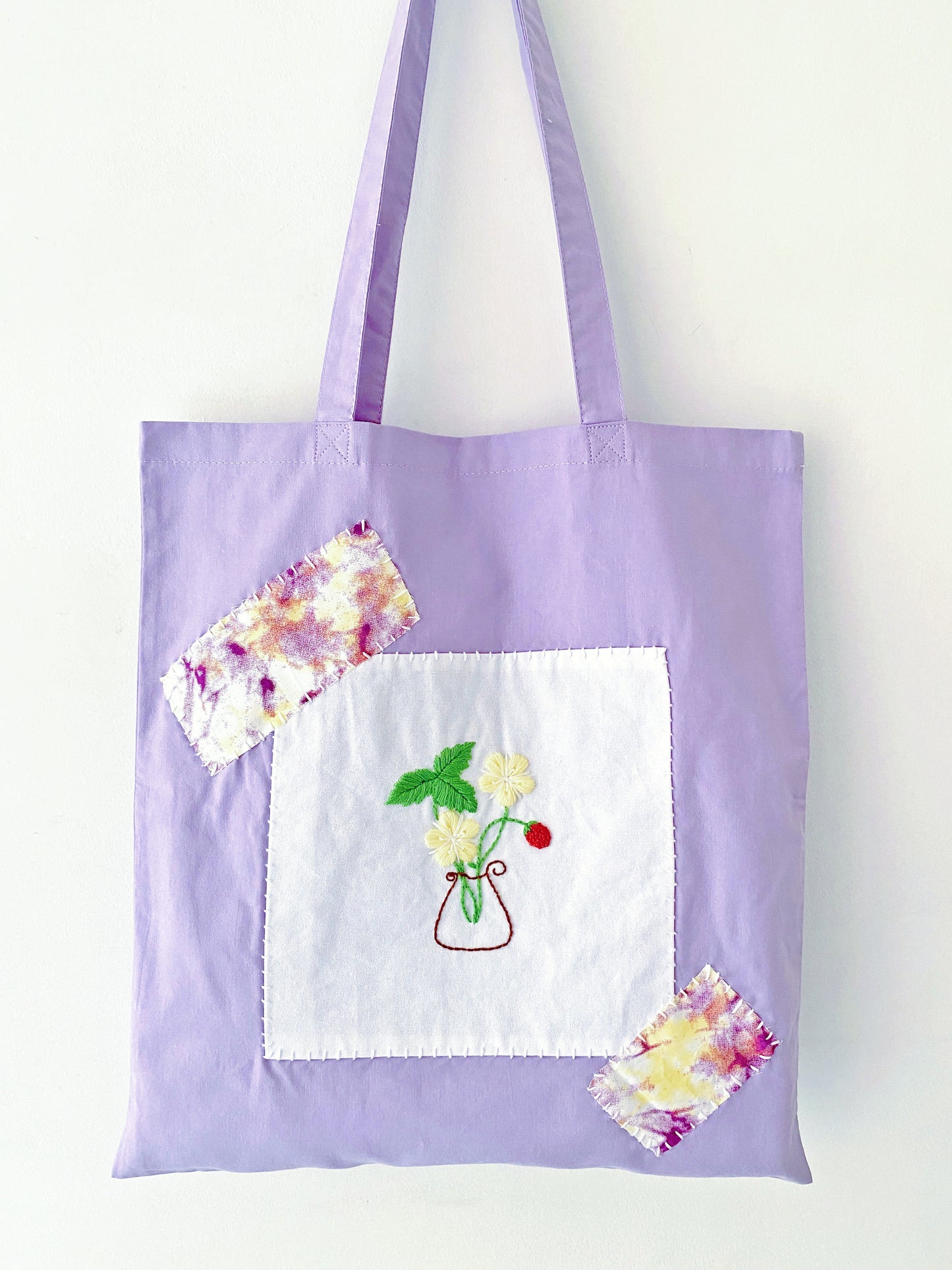 Creative style purple tote, perfect for a slow living lifestyle