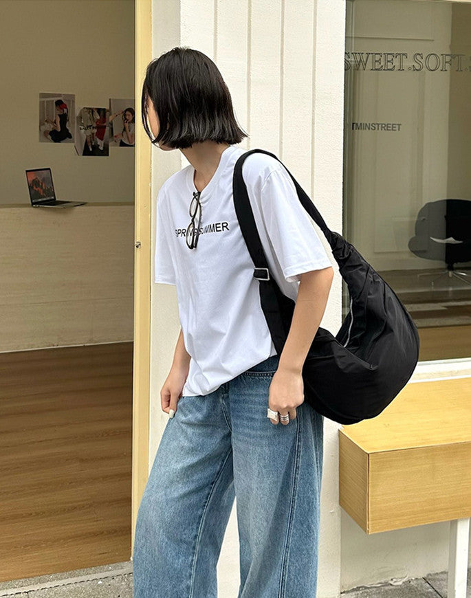 Practical side bag for browsing shops and markets
