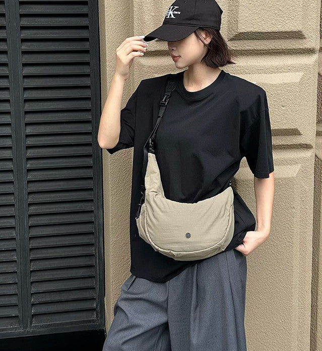 Small half moon crossbody bag for everyday casual outings
