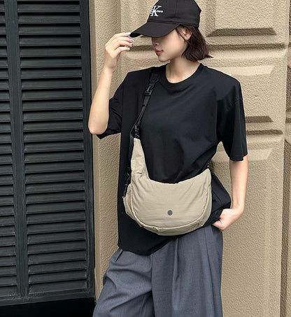 Small half moon crossbody bag for everyday casual outings