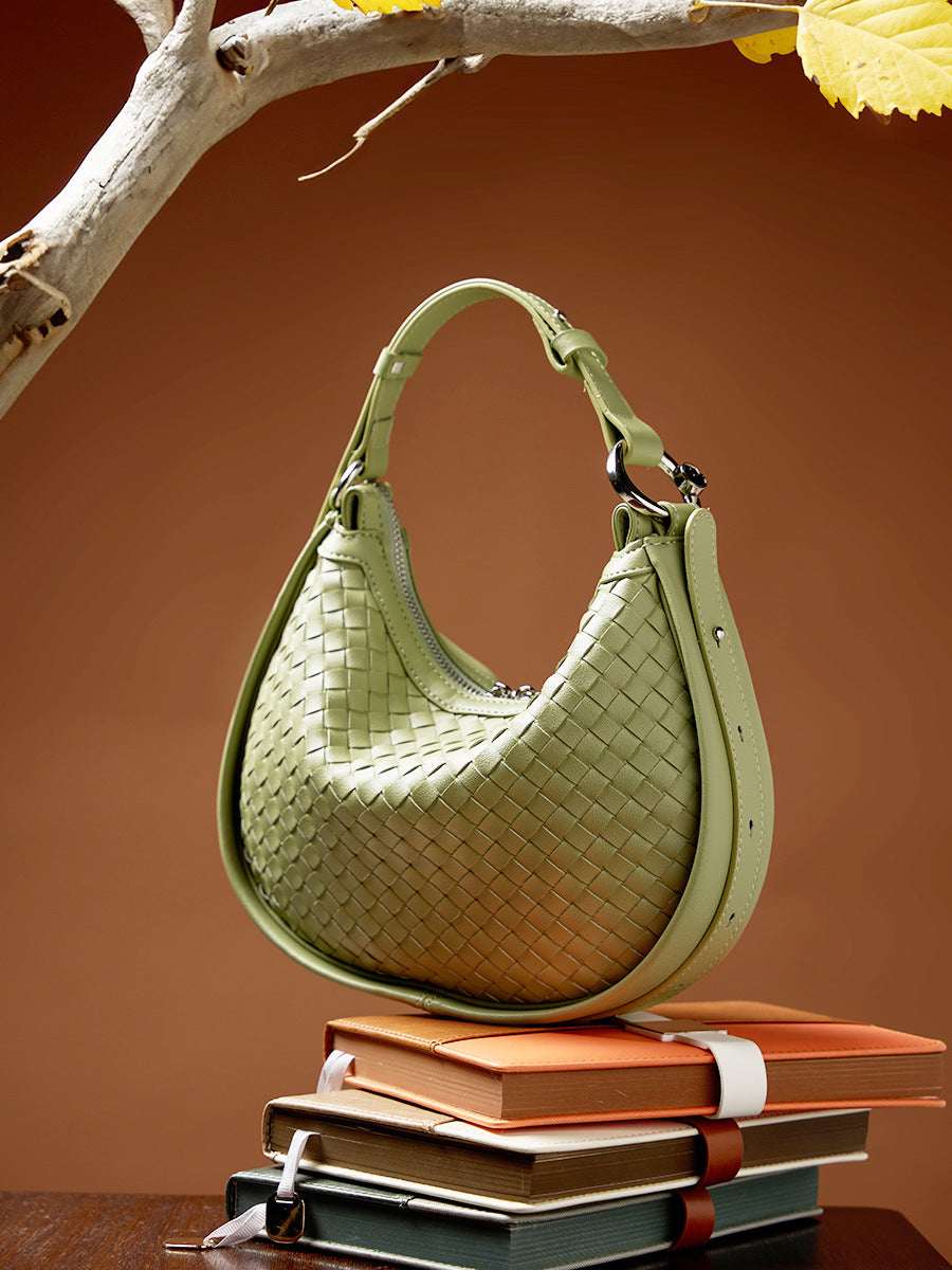crescent shaped fashion shoulder bag