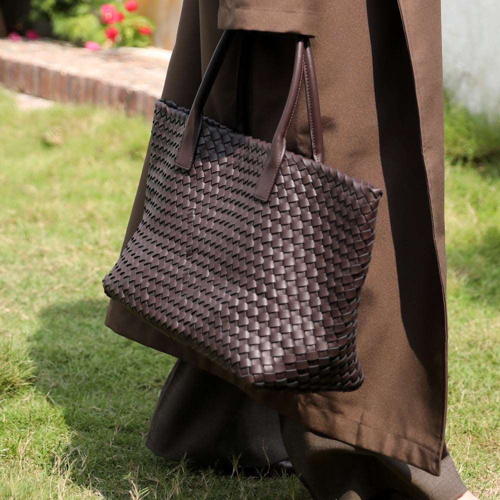 Premium Quality Handmade Leather Tote for Fashionistas woyaza
