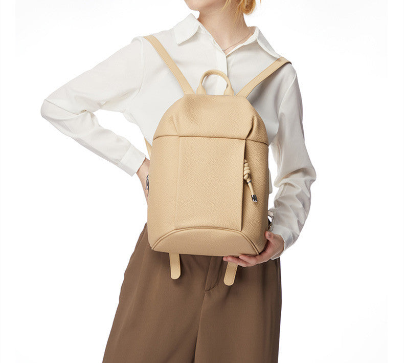 Sophisticated Leather Backpacks for Fashionistas woyaza