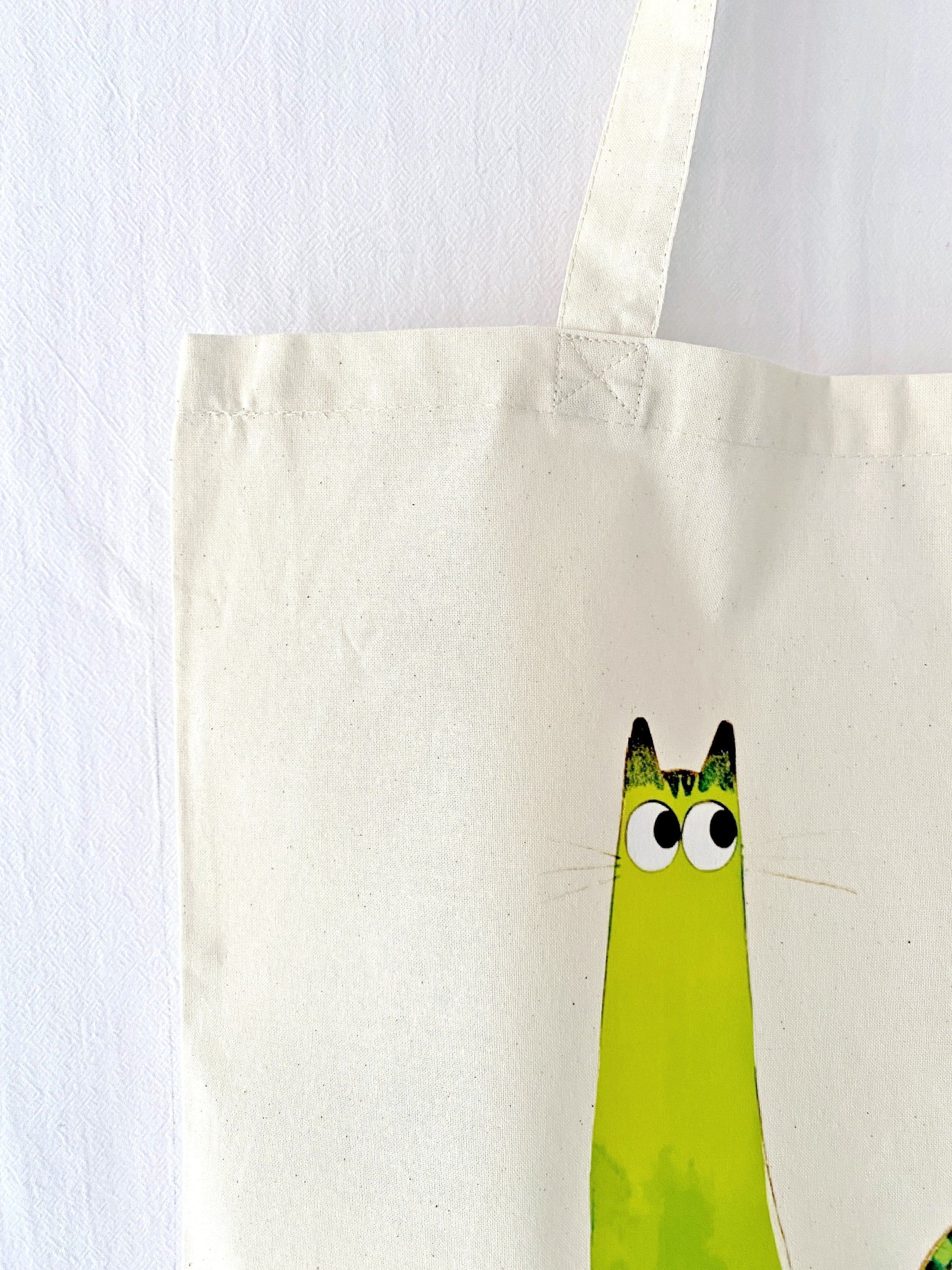 Everyday bag with whimsical cat print for animal lovers