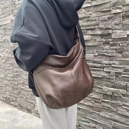 Women's Retro Leather Crossbody Bag for Versatile Use