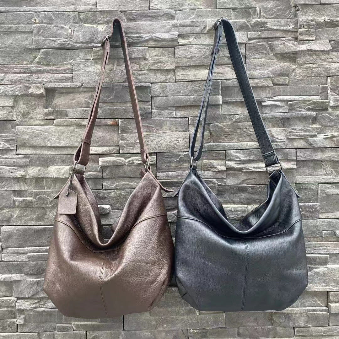 Women's Large Leather Shoulder Bag with Retro Design