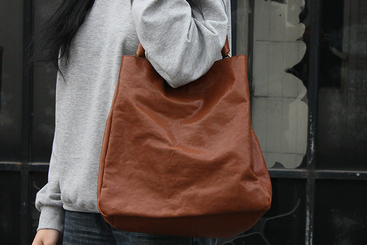 Fashionable Soft Leather Tote Handbag with High-grade Hardware