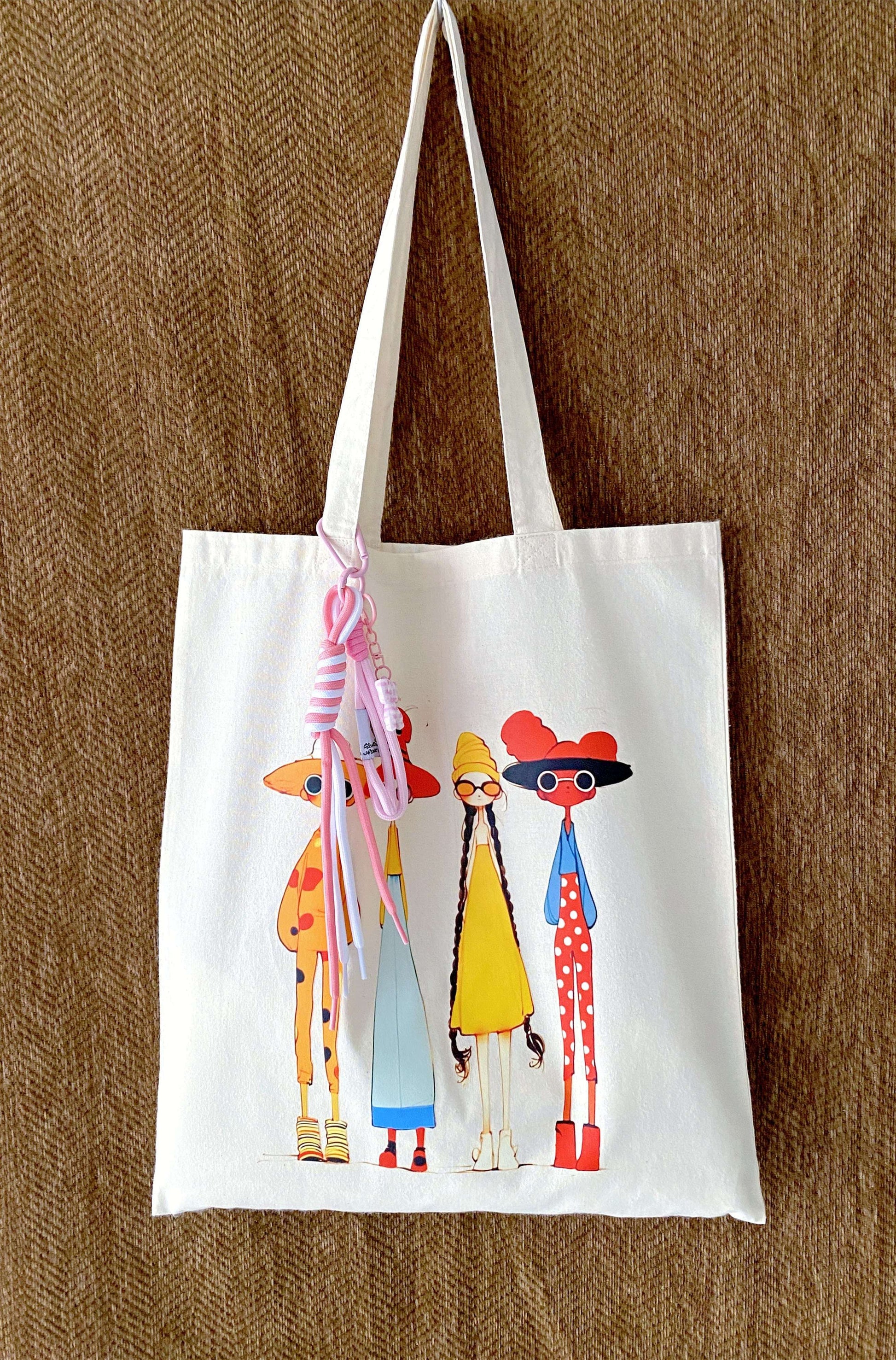 lightweight cotton shoulder bag that feels easy to carry through daily errands