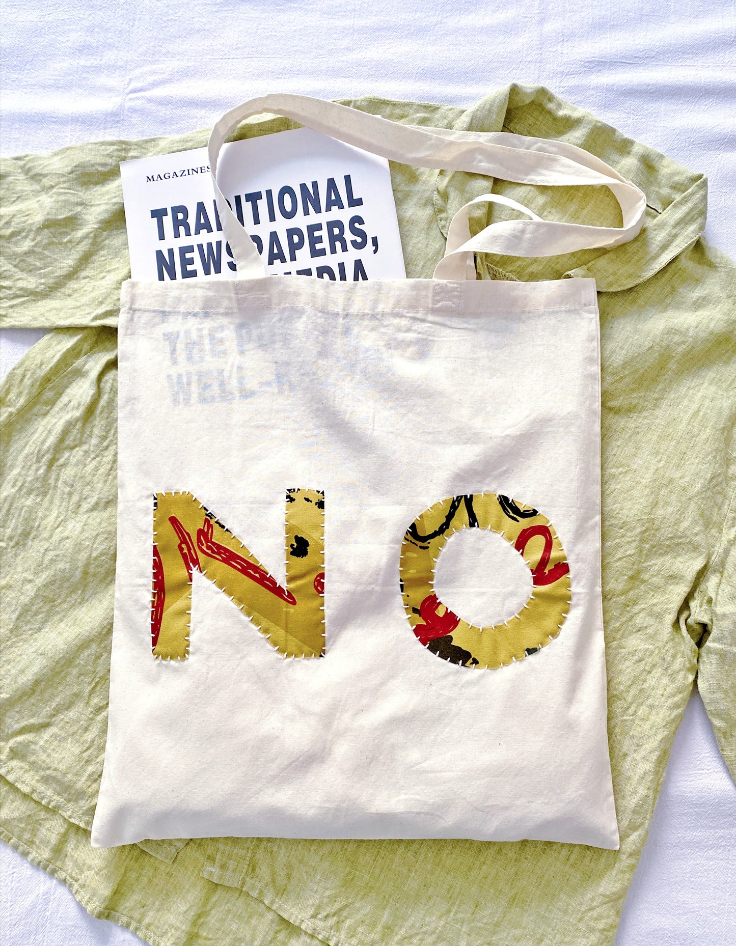 Breathable organic cotton shoulder bag for farmers market trips