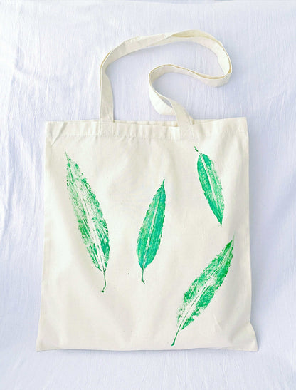 Hand-printed leaf design on cotton shopper