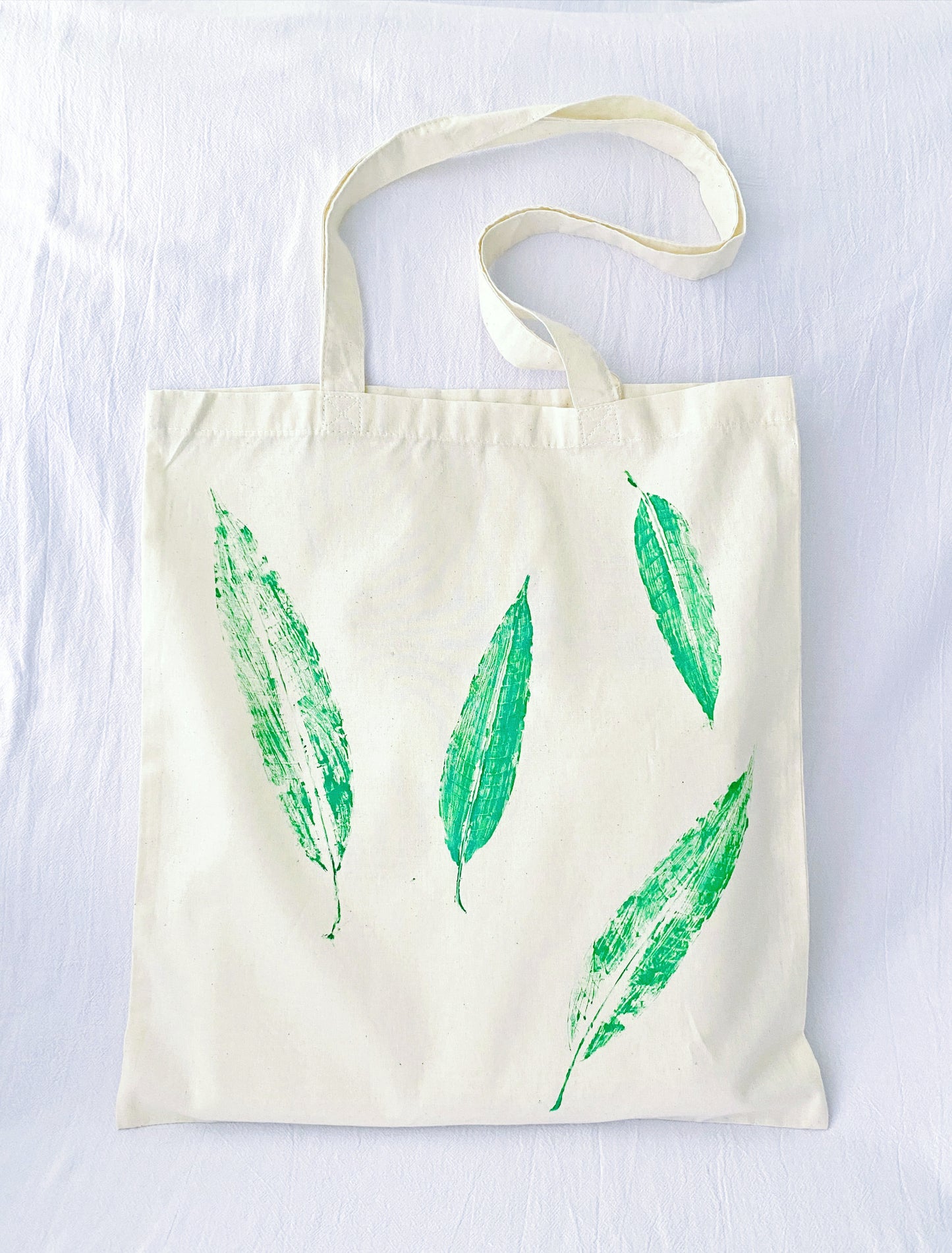 Hand-printed leaf design on cotton shopper