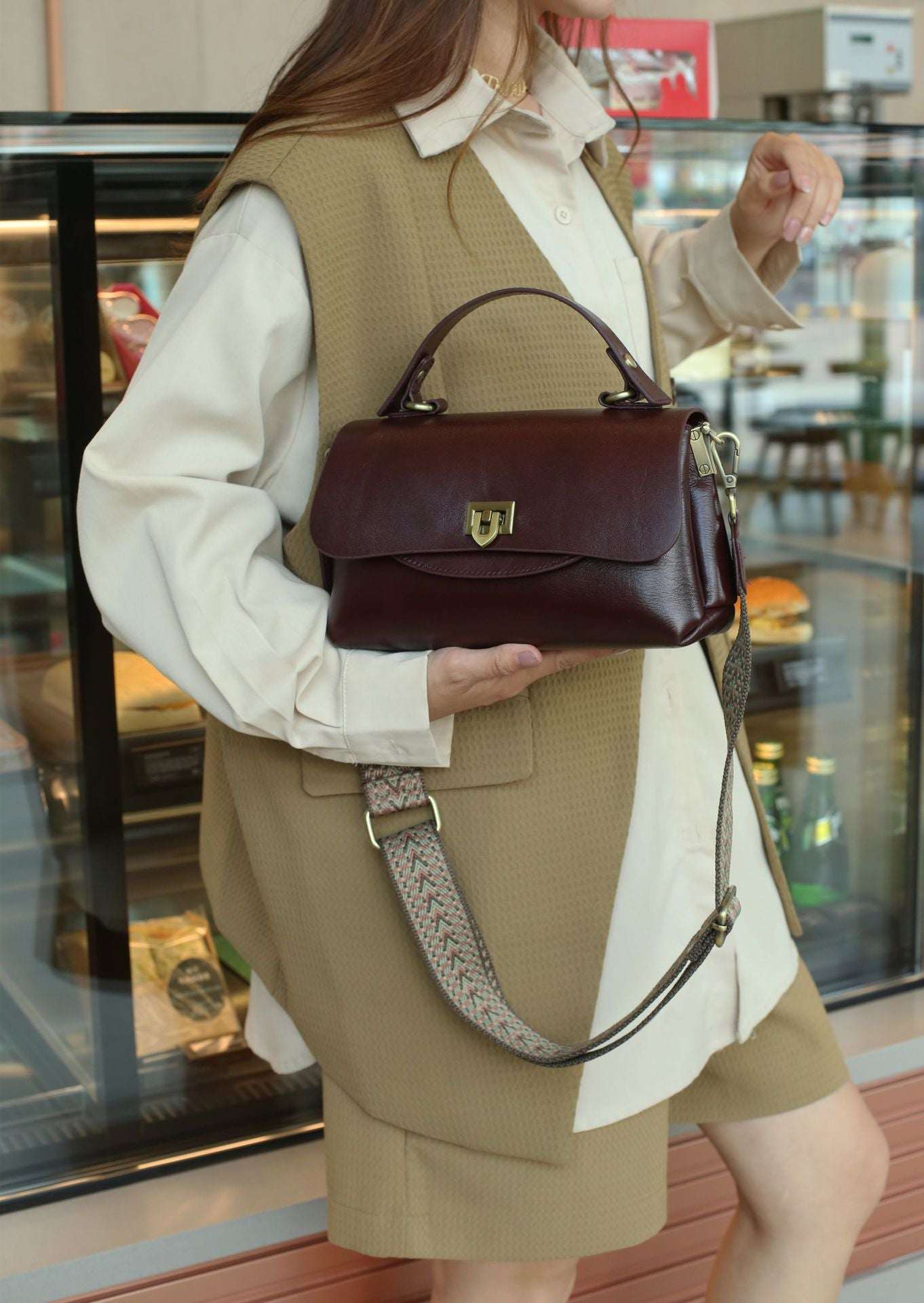 compact fashion flap purse