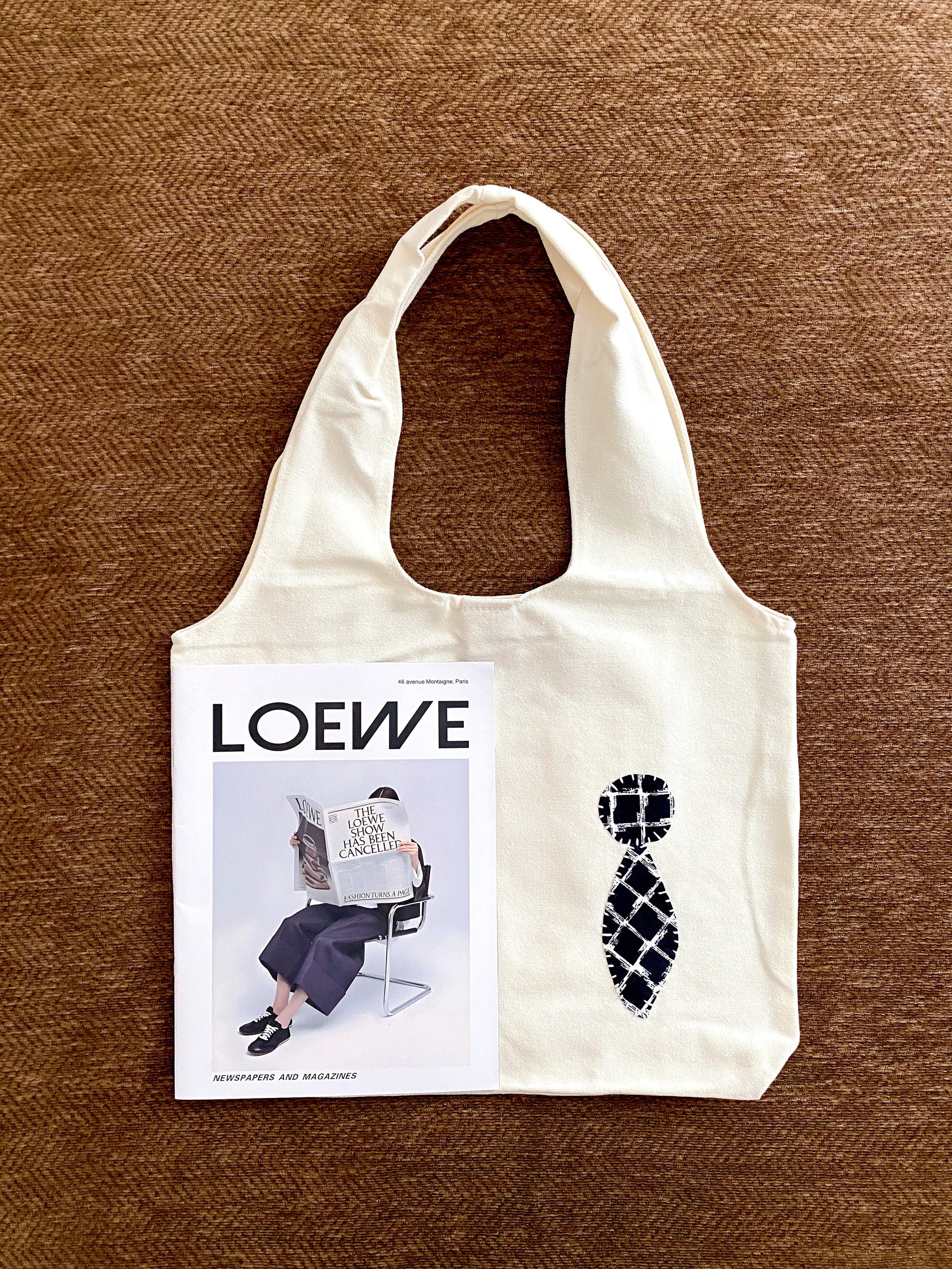 Gift-ready canvas tote wrapped simply for a sustainable birthday present idea