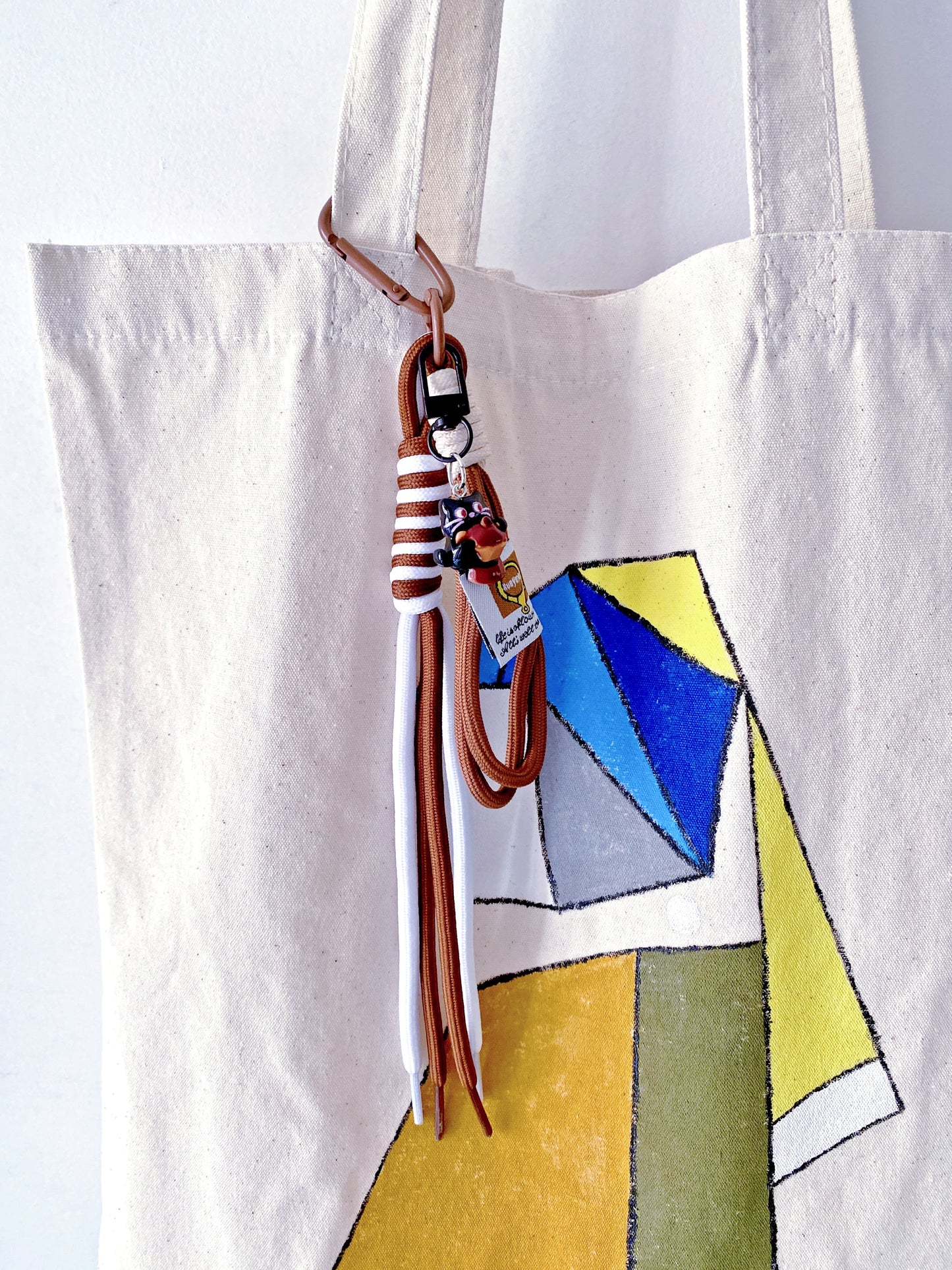 large canvas tote for city walks and quiet weekend moments