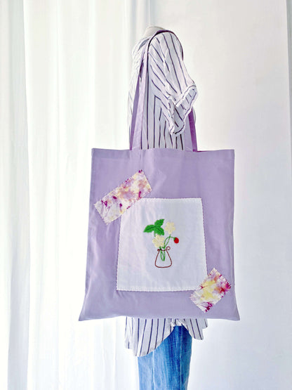 Birthday present idea: purple cotton tote with DIY-inspired floral art