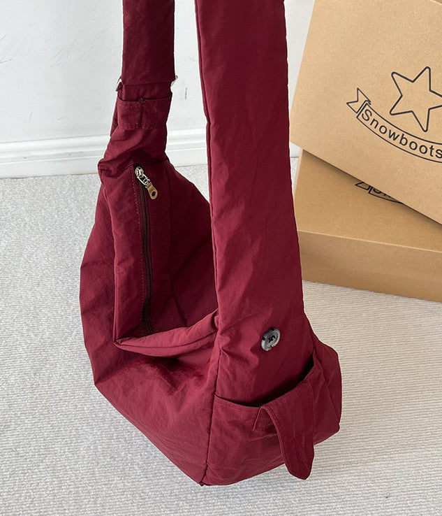 Roomy half moon bag for everyday essentials