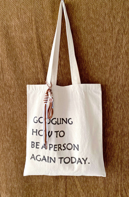Large capacity foldable bag perfect for slow living and spontaneous market visits