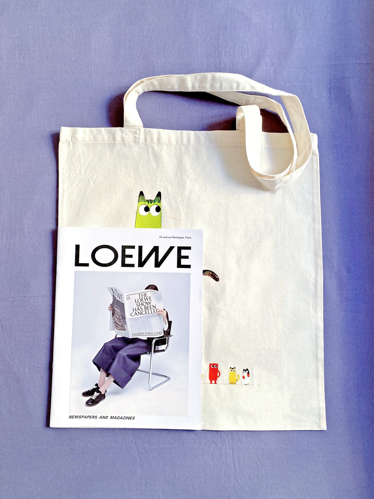 Ethical fashion choice: a large capacity bag for zero-waste lifestyle advocates.