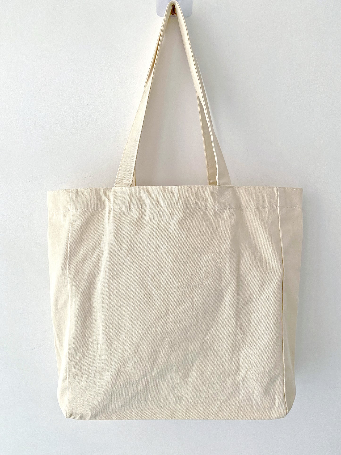 eco-conscious bag perfect for grocery shopping without using plastic