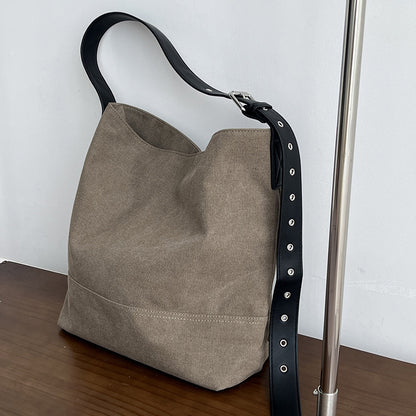 Canvas bucket design suited to light shopping trips