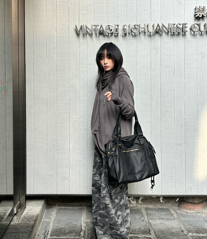 Soft handbag for casual weekend outings