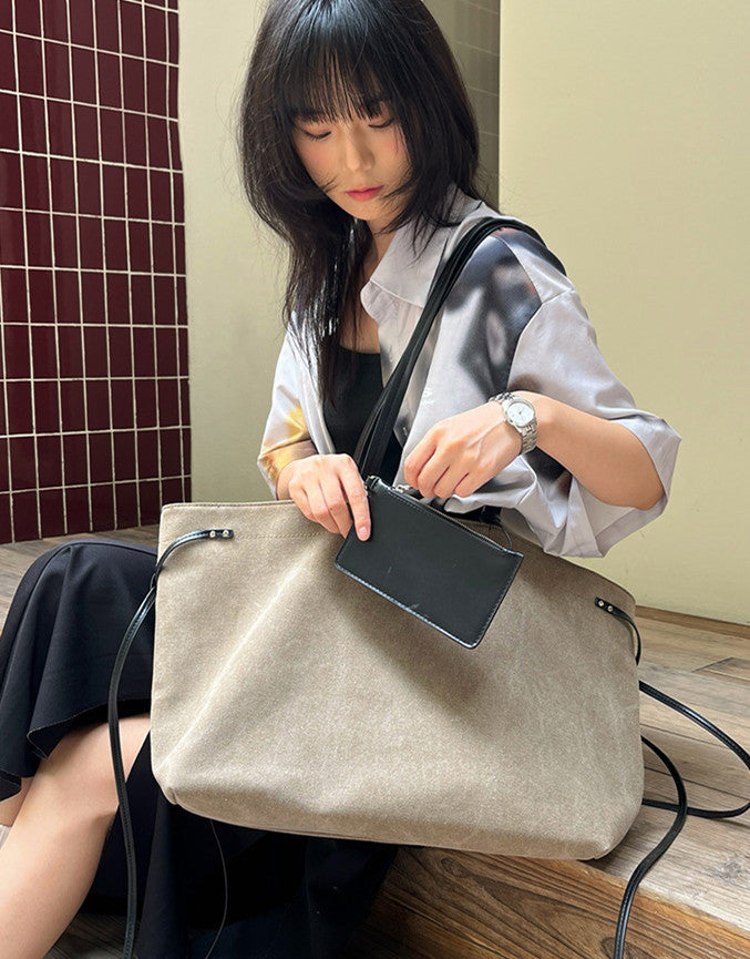 Canvas shoulder tote for casual weekend outings