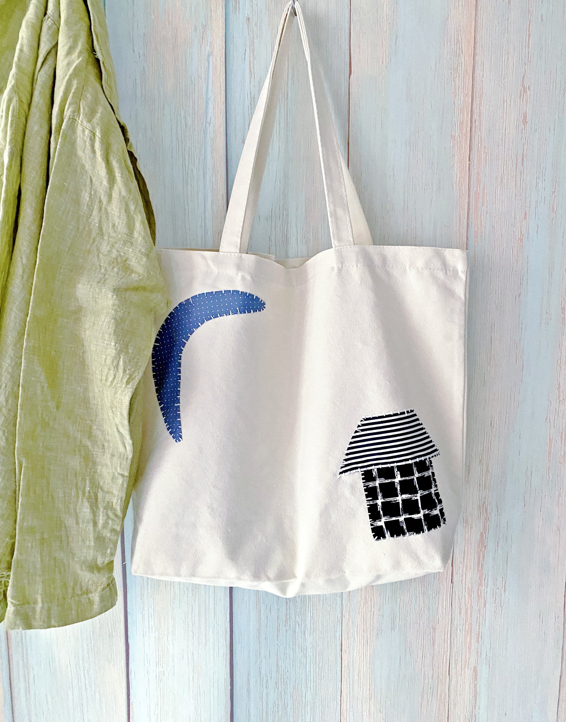 comfortable oversized tote bag for beach walks and sunset time