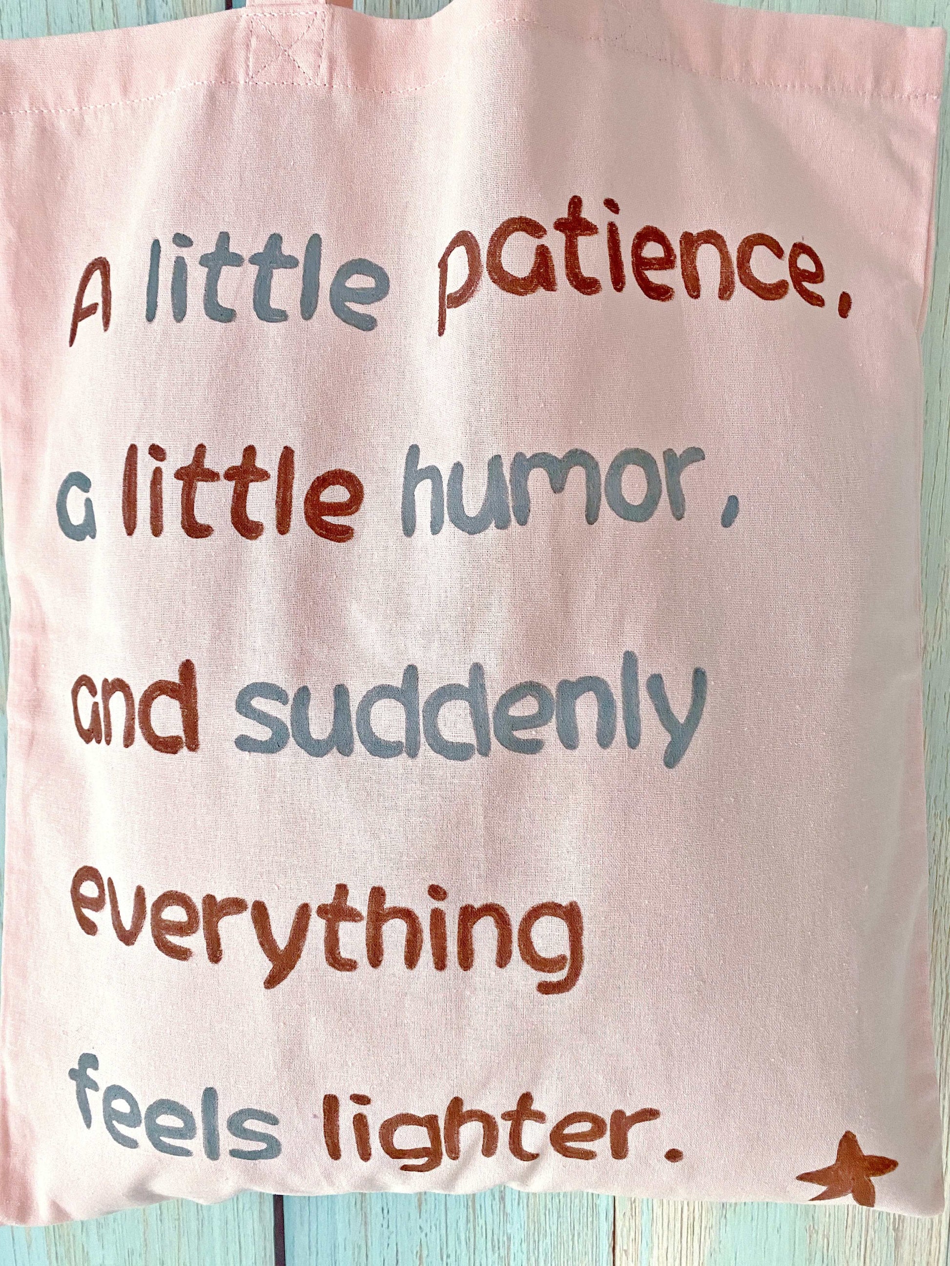 Highly-rated eco-friendly bag for customers in Europe (EU) searching for sustainable fashion.