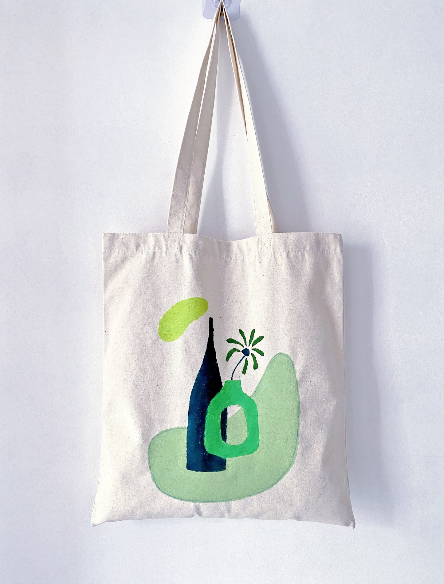 Sustainable fashion choice for a weekend farmers market trip