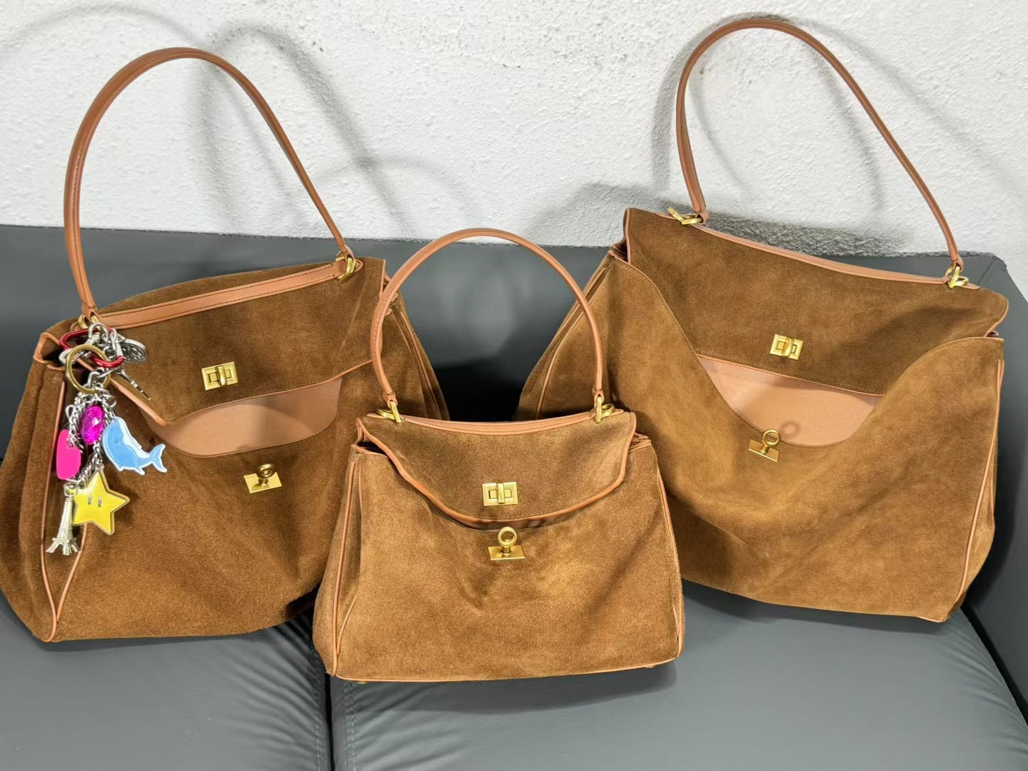 Stylish Leather Tote for Professionals