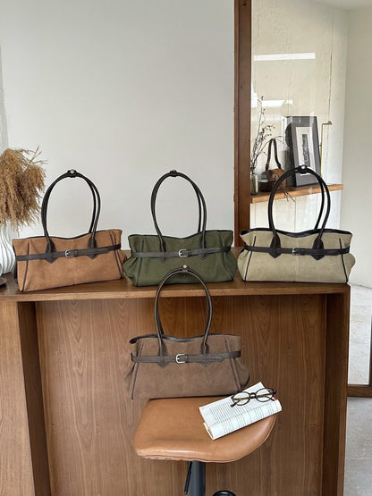 Hand carry bag for casual everyday dressing