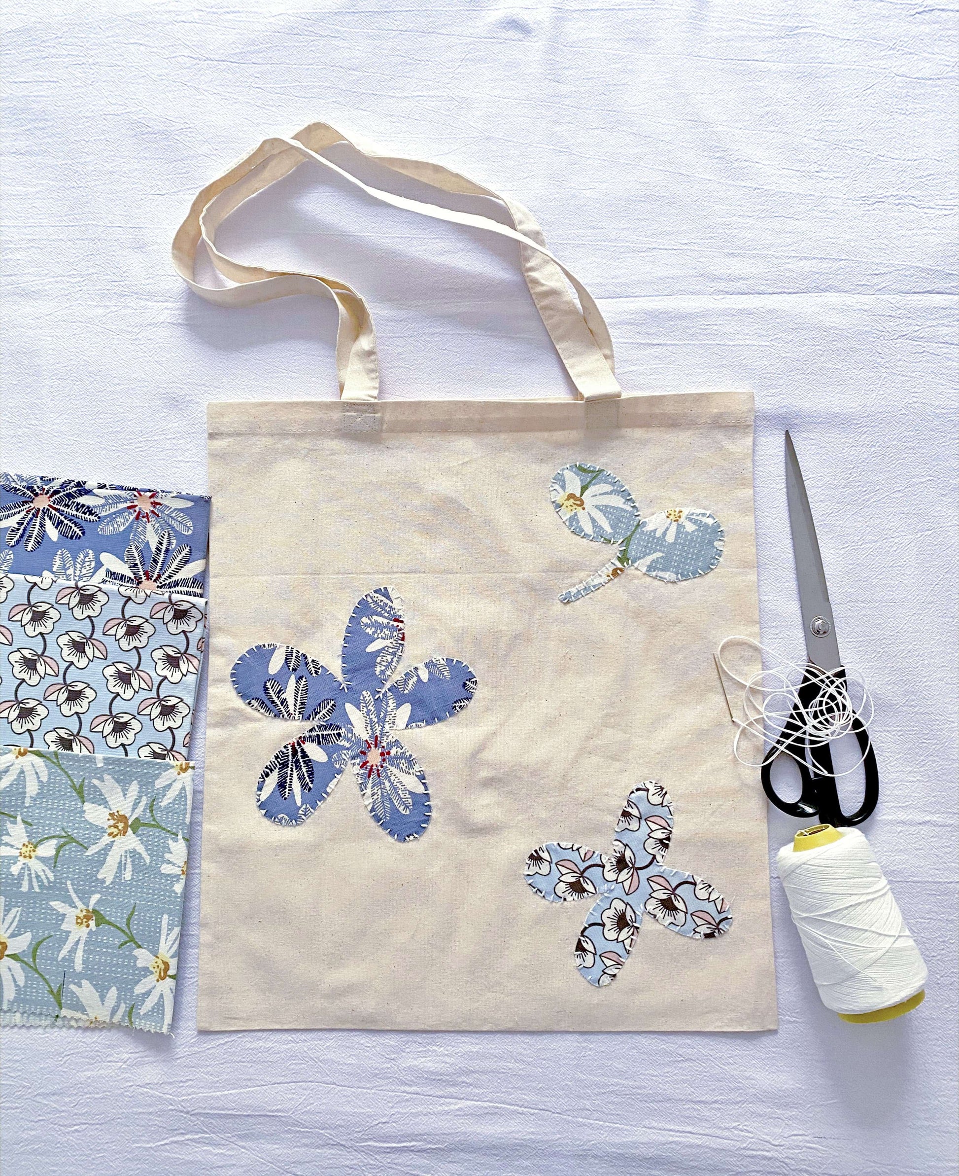 soft lightweight cotton tote for slow weekend outings