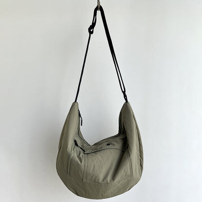 Women’s roomy crossbody bag for travel