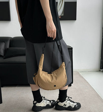Soft lightweight shoulder purse for everyday casual wear
