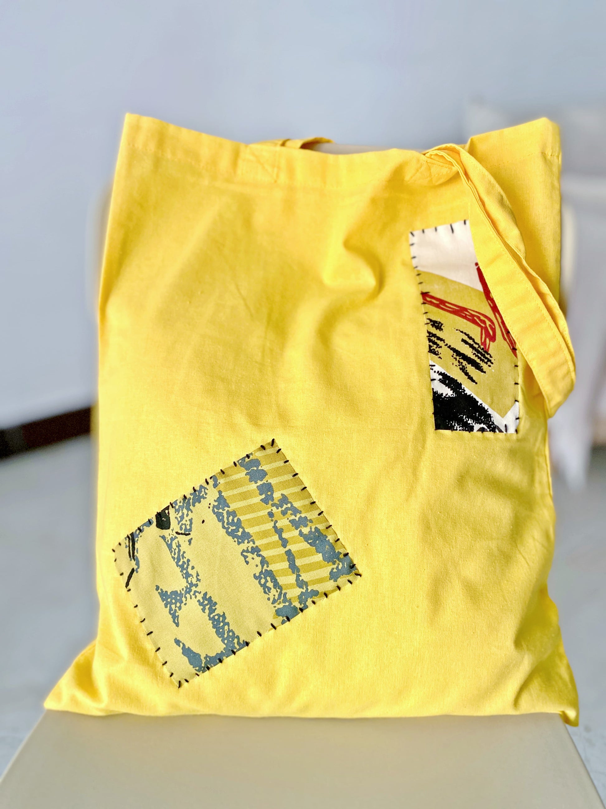 Sunny yellow aesthetic bag, perfect for distinctive daily wear.