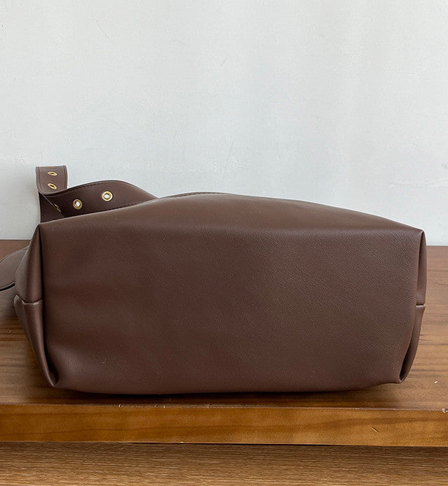 Adjustable carry bag for city walking