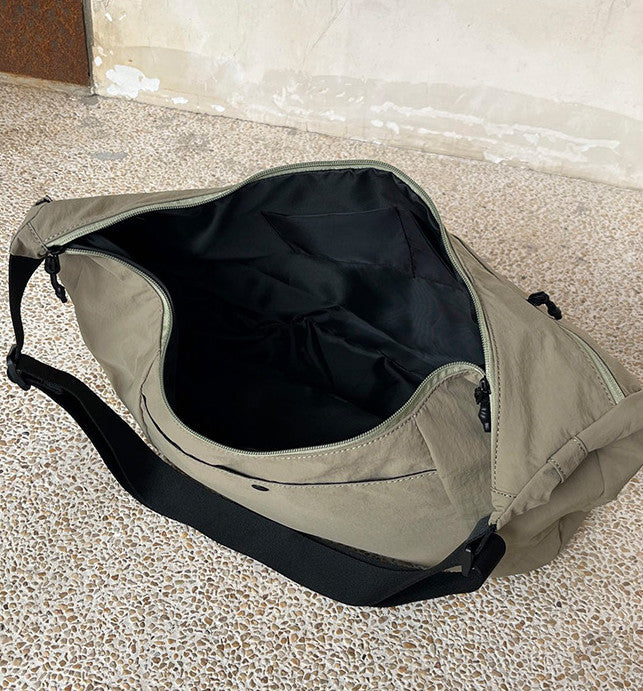 Large capacity shoulder bag for daily shopping