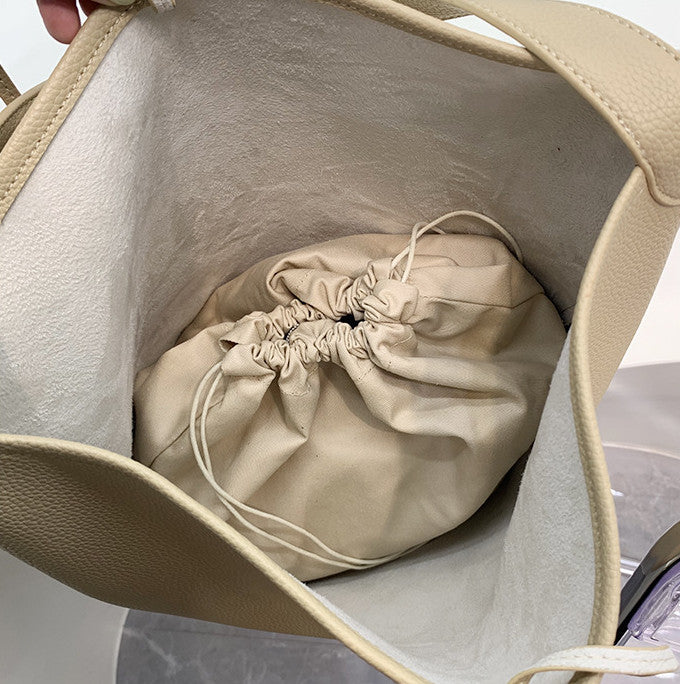 Women's everyday purse with a matching inner bag