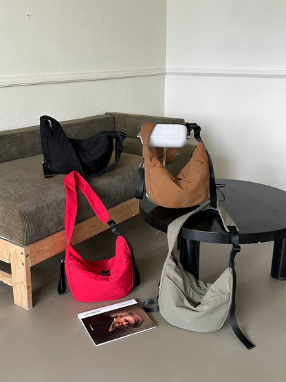 Versatile crossbody bag for walking and running errands