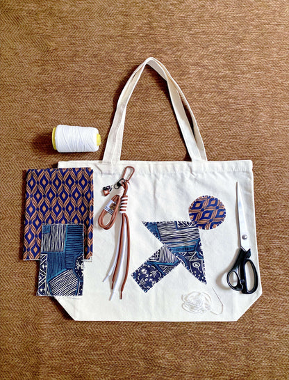 versatile tote for minimalists who value comfort and ease