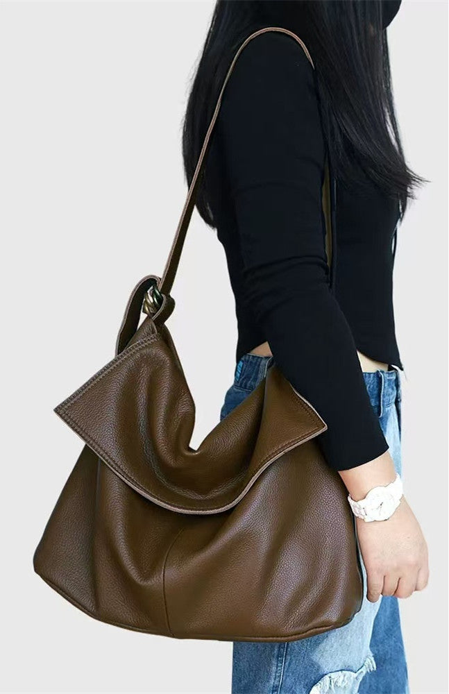 Women's Vintage Soft Leather Messenger Bag for Shopping and Traveling