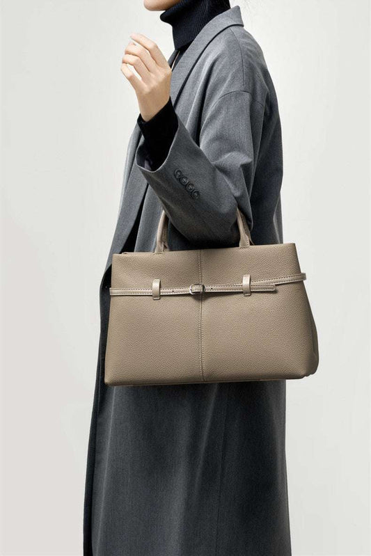 Modern everyday handbag for women