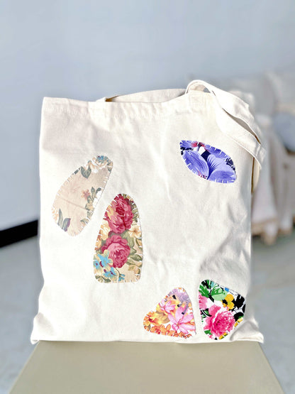 Casual tote for carrying notebooks, planners, or sketchbooks