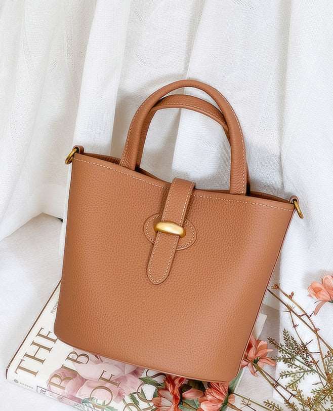 Chic Leather Tote Bag with Zippered Pouch Woyaza