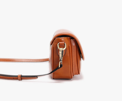 Trendy Women's Leather Crossbody Handbag with Long Shoulder Chains woyaza