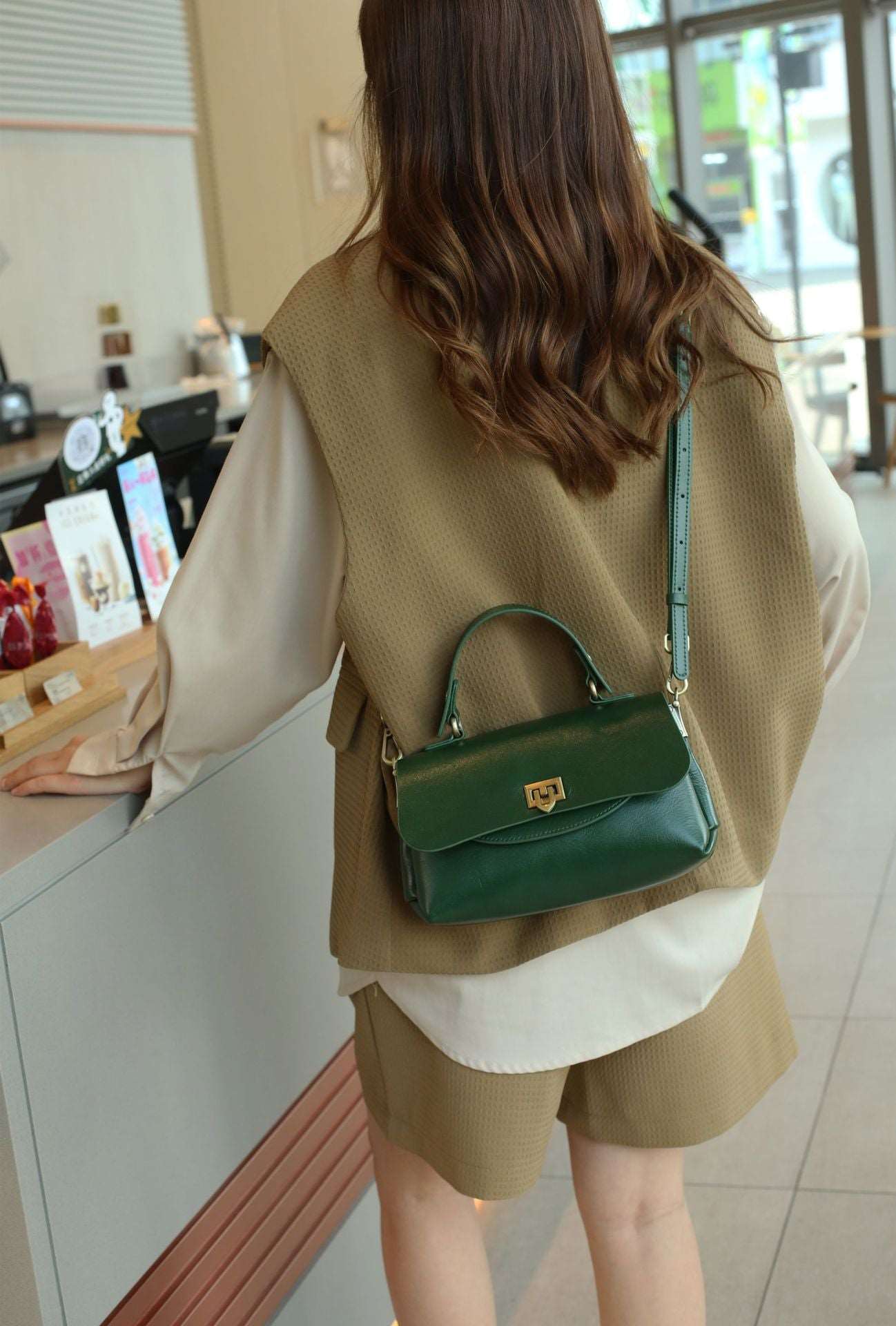 Sophisticated Leather Shoulder Bag for Women Woyaza